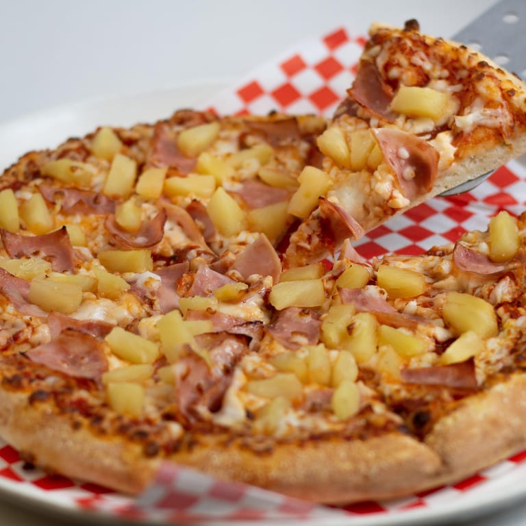 Delicious Hawaiian Pizza and More!